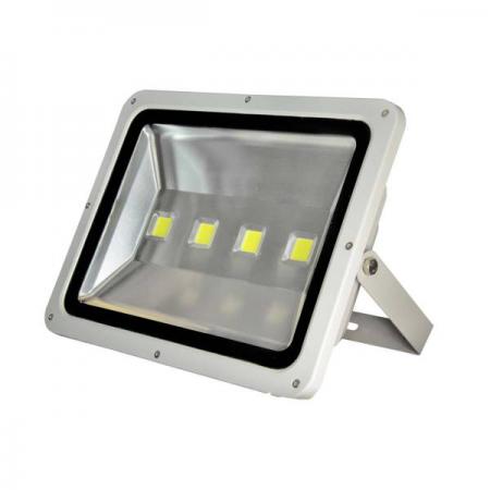 راهنمای خرید پروژکتور ال ای دی درجه یک