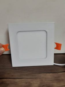 پنل ال ای دی روکار و توکار