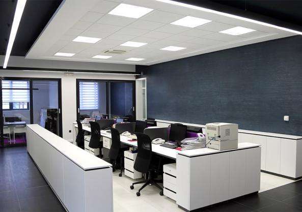 خرید ارزان پنل سقفی ۶۰×۶۰ ۶۵ وات